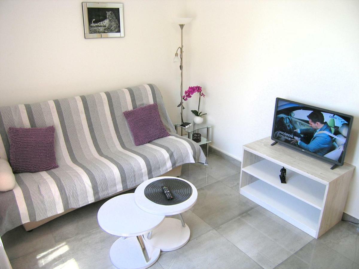 Apartment Zora Крк Экстерьер фото