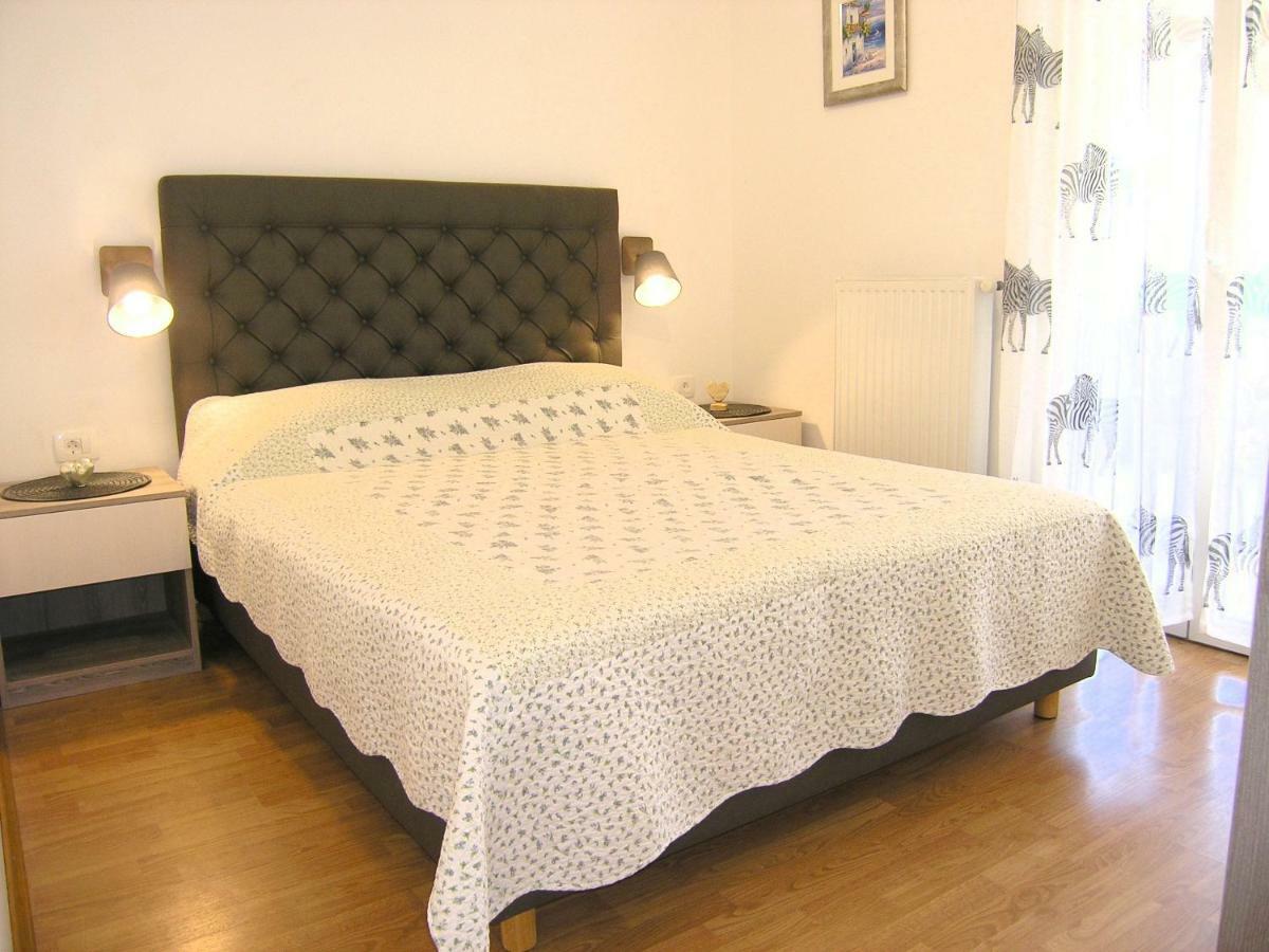 Apartment Zora Крк Экстерьер фото